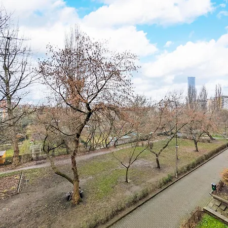 Drukarska Serenity By Bookinghost アパート