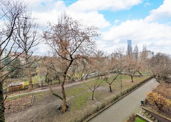 Drukarska Serenity By Bookinghost アパート